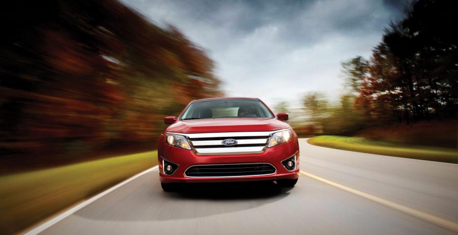  Ford Fusion America 2010 года  (фото 8 из 9)